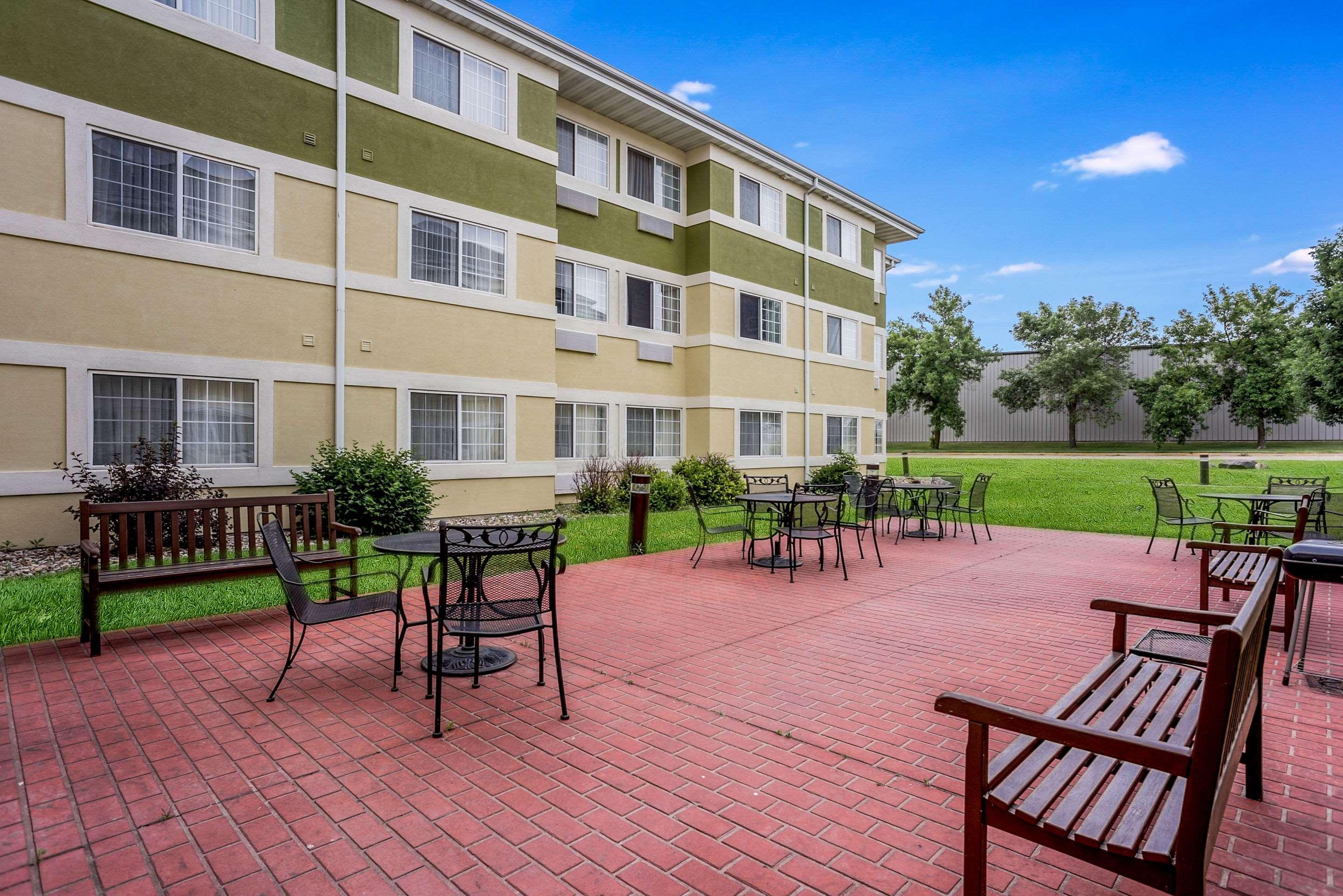 Mainstay Suites Cedar Rapids North - Marion Eksteriør bilde