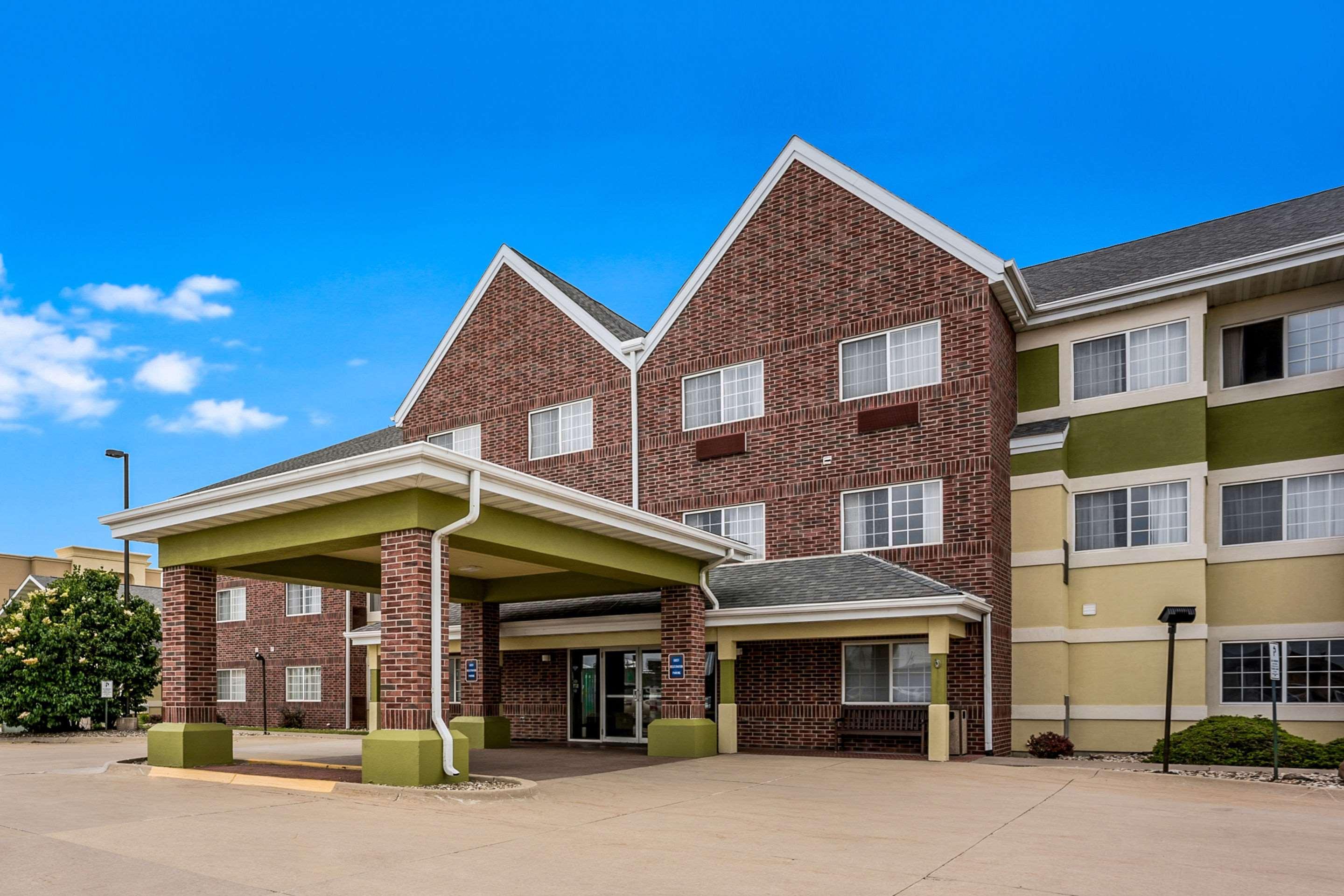 Mainstay Suites Cedar Rapids North - Marion Eksteriør bilde